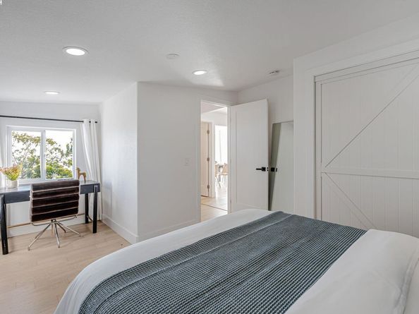 6583 Simson St, Oakland CA 94605