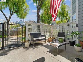 703 Waterford Pl, Pinole CA 94564