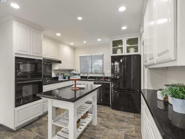 4171 School Street, Pleasanton CA 94566
