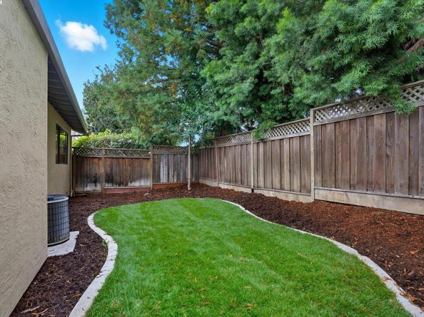 7444 Pecan Court, Pleasanton CA 94588