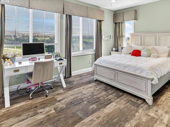 5803 Turnberry Dr., Dublin CA 94568