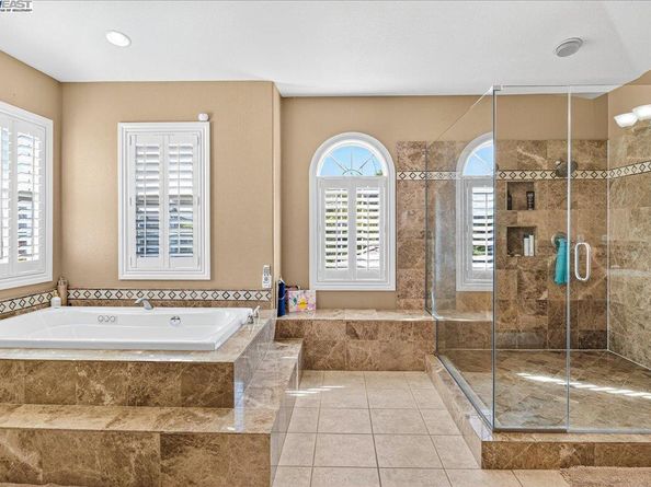 5803 Turnberry Dr., Dublin CA 94568