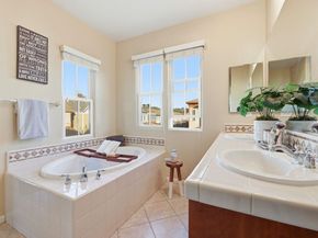 2054 Clark St, Hercules CA 94547