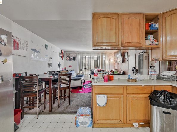 1927 82nd Ave, Oakland CA 94621