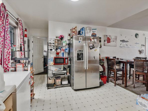 1927 82nd Ave, Oakland CA 94621