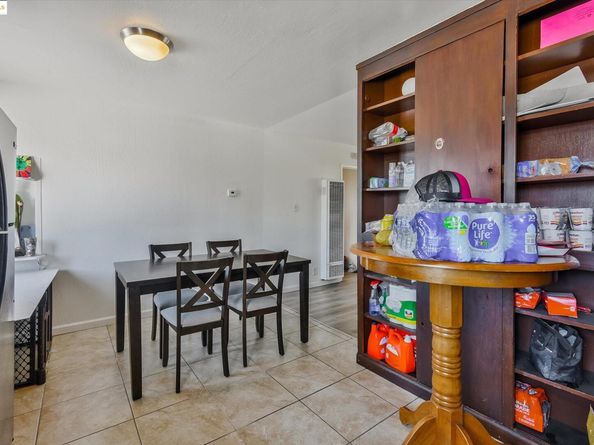 1927 82nd Ave, Oakland CA 94621