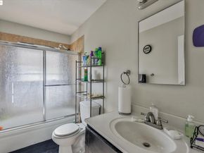 1927 82nd Ave, Oakland CA 94621