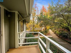 3465 Tice Creek Dr 4, Walnut Creek CA 94595