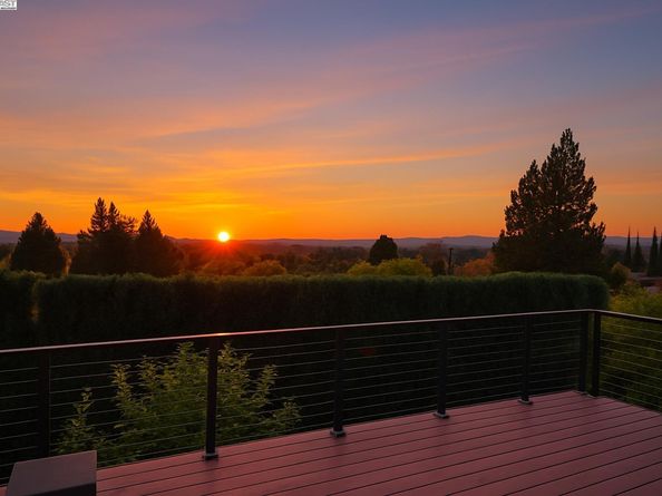 822 Navaronne Wy, Concord CA 94518