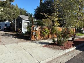 2145 COLUMBIA St, Palo Alto CA 94306