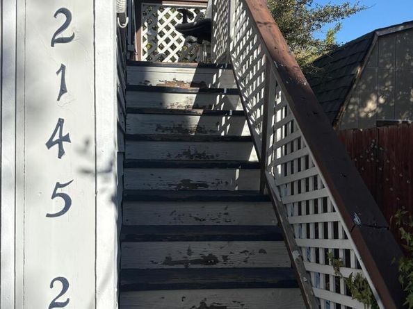 2145 COLUMBIA St, Palo Alto CA 94306