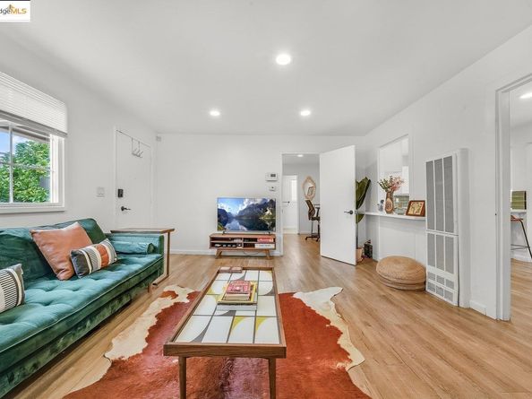 2162 35Th Ave, Oakland CA 94601