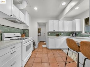 2162 35Th Ave, Oakland CA 94601