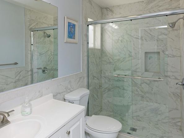 4251 Porter St, Oakland CA 94619