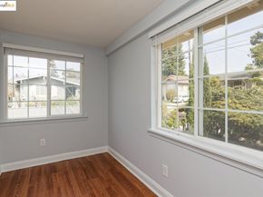 4251 Porter St, Oakland CA 94619