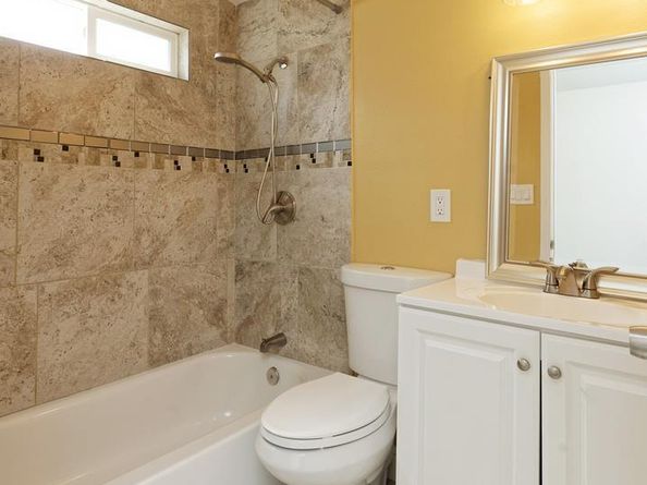 4251 Porter St, Oakland CA 94619