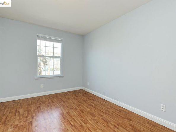 4251 Porter St, Oakland CA 94619