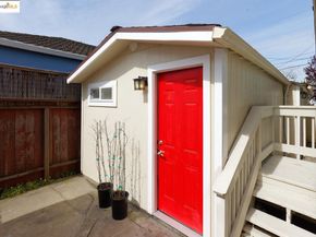 4251 Porter St, Oakland CA 94619