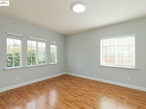 4251 Porter St, Oakland CA 94619