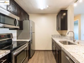 6400 Christie AVE 3213, Emeryville CA 94608