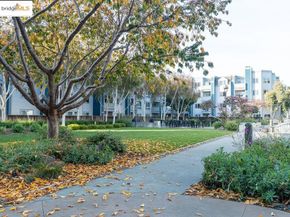 6400 Christie AVE 3213, Emeryville CA 94608