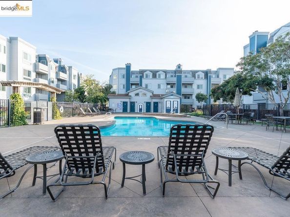 6400 Christie AVE 3213, Emeryville CA 94608