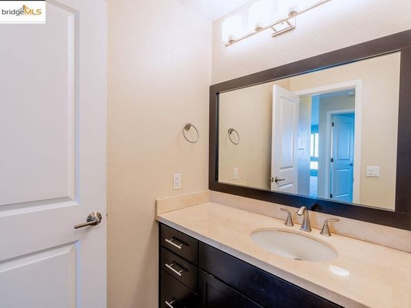 6400 Christie AVE 3213, Emeryville CA 94608