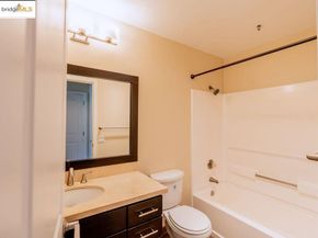 6400 Christie AVE 3213, Emeryville CA 94608