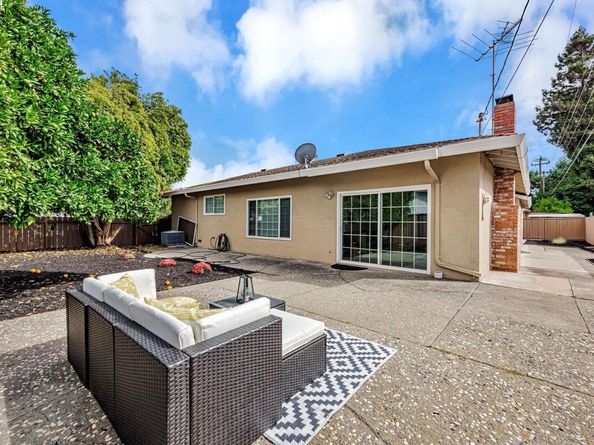 38131 Acacia st., Fremont CA 94536
