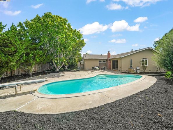 39530 Dorrington Ct, Fremont CA 94538