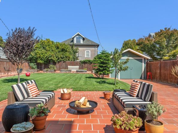 2061 Buena Vista Ave, Alameda CA 94501
