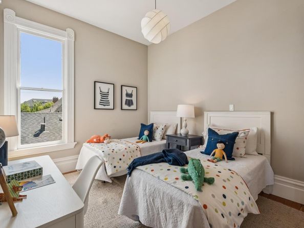 2061 Buena Vista Ave, Alameda CA 94501