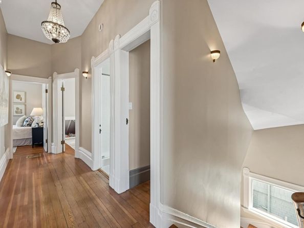 2061 Buena Vista Ave, Alameda CA 94501