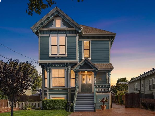 2061 Buena Vista Ave, Alameda CA 94501