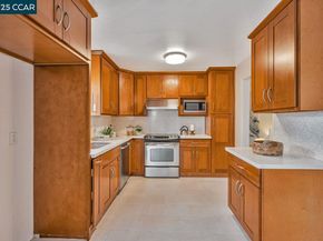 2022 Ascot Dr, Moraga CA 94556