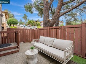 2022 Ascot Dr, Moraga CA 94556