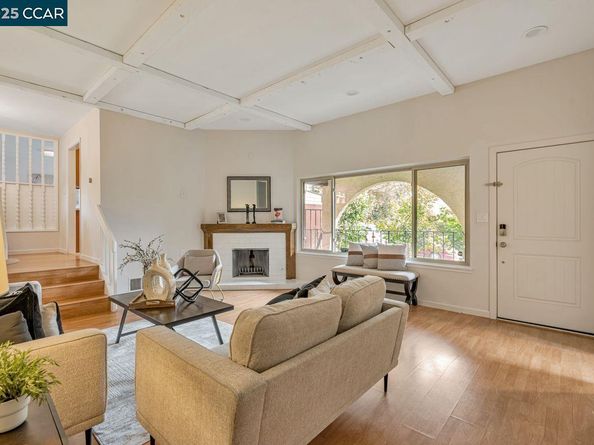 2022 Ascot Dr, Moraga CA 94556
