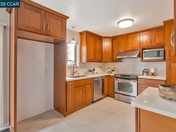 2022 Ascot Dr, Moraga CA 94556