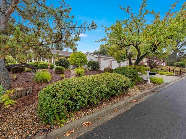 214 Mt Wilson Pl, Clayton CA 94517