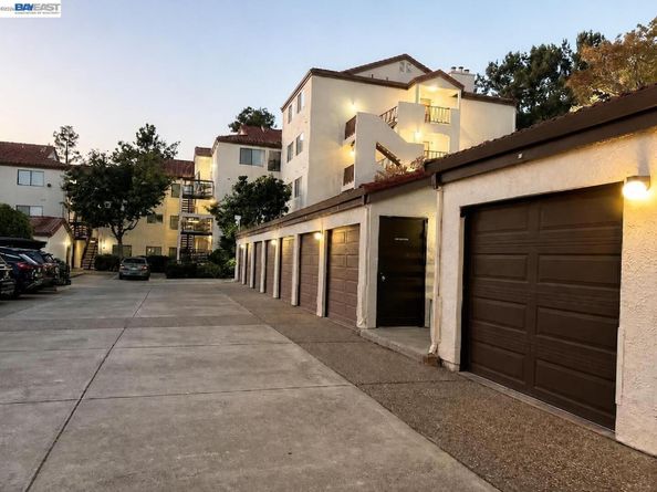 21239 Gary Drive 518, Hayward CA 94546