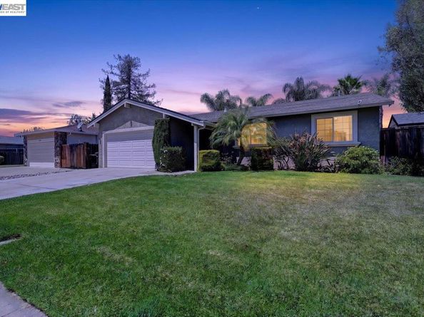 118 Diamond Dr, Livermore CA 94550