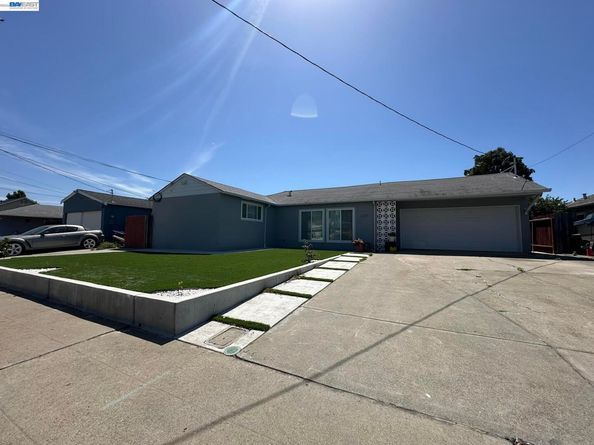 1220 Esser Ave, San Leandro CA 94579