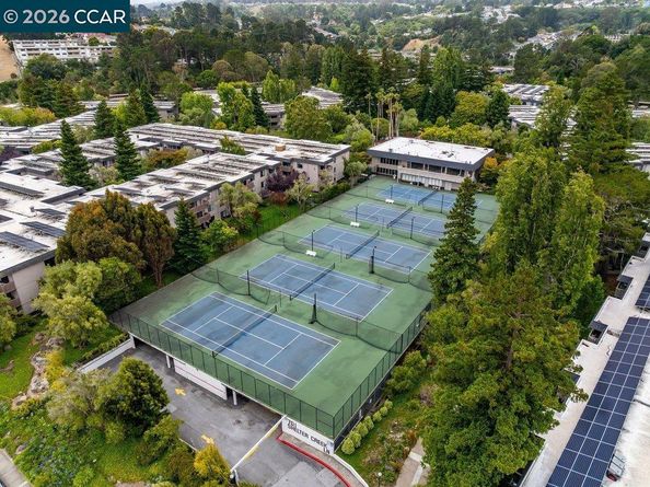 1247 Shelter Creek Ln, San Bruno CA 94066