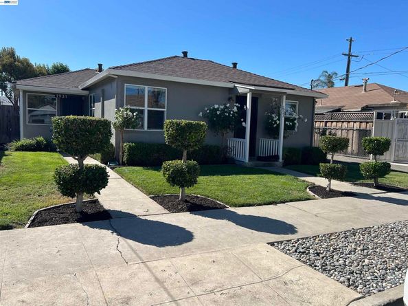 1927 Park St, Livermore CA 94551