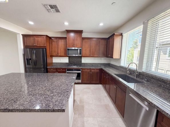 5731 El Dorado Ln, Dublin CA 94568