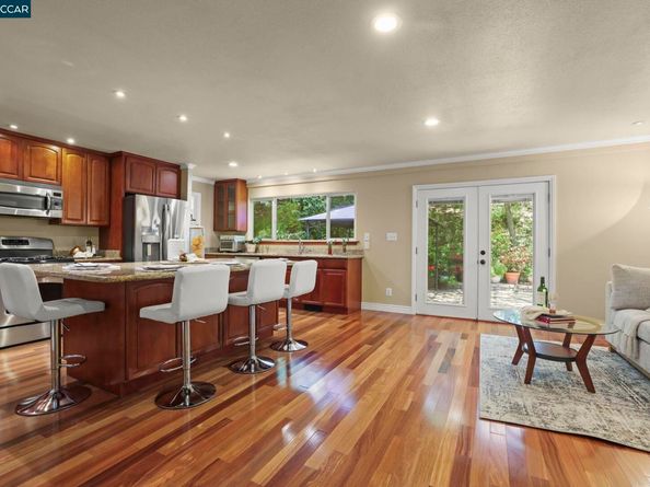 205 Summit Rd, Walnut Creek CA 94598