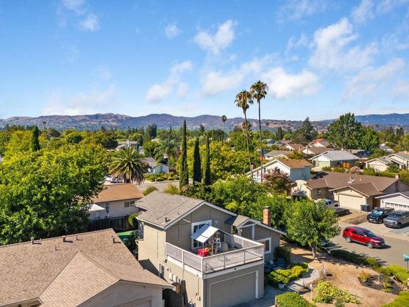 305 Virginia Dr, Livermore CA 94550