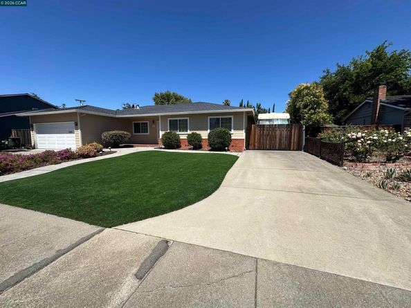 1707 Bishop Dr, Concord CA 94521