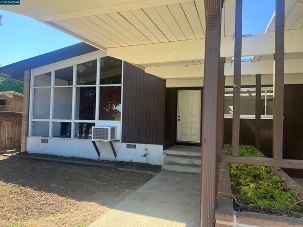 213 Riley Dr, Pacheco CA 94553