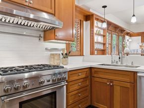 6401 Benvenue Avenue, Oakland CA 94618